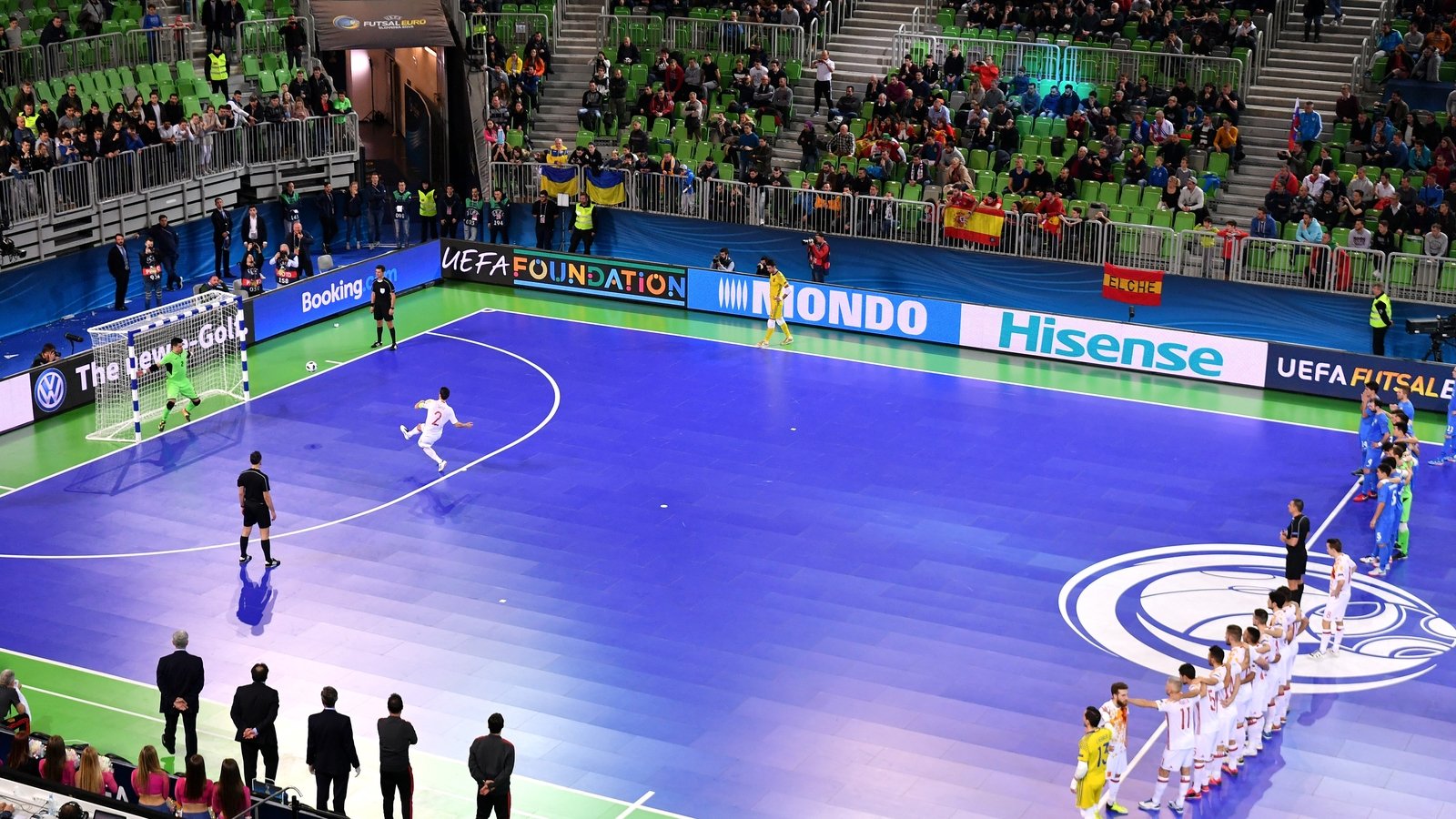 Luật chơi của bóng đá futsal có gì đặc biệt Luật chơi của bóng đá futsal có gì đặc biệt